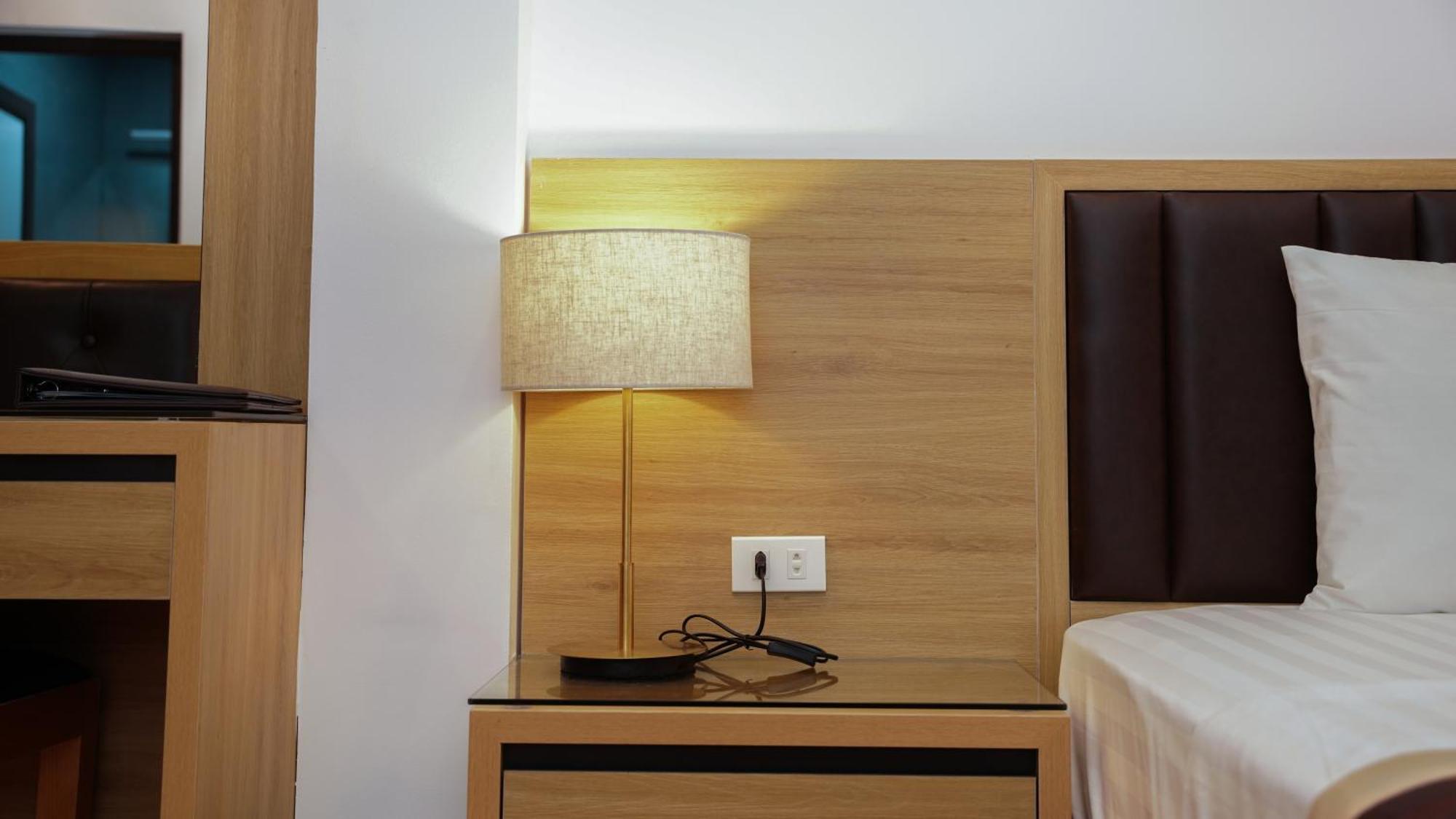 Hotel Khach San Lam Anh Ngoai Giao Doan Ha Noi Hanoj Exteriér fotografie